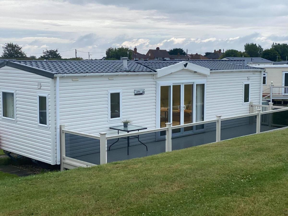 Luxury Holiday Home In Anderby Creek Exterior photo