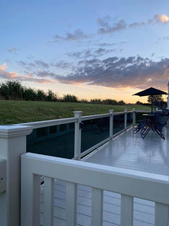 Luxury Holiday Home In Anderby Creek Exterior photo